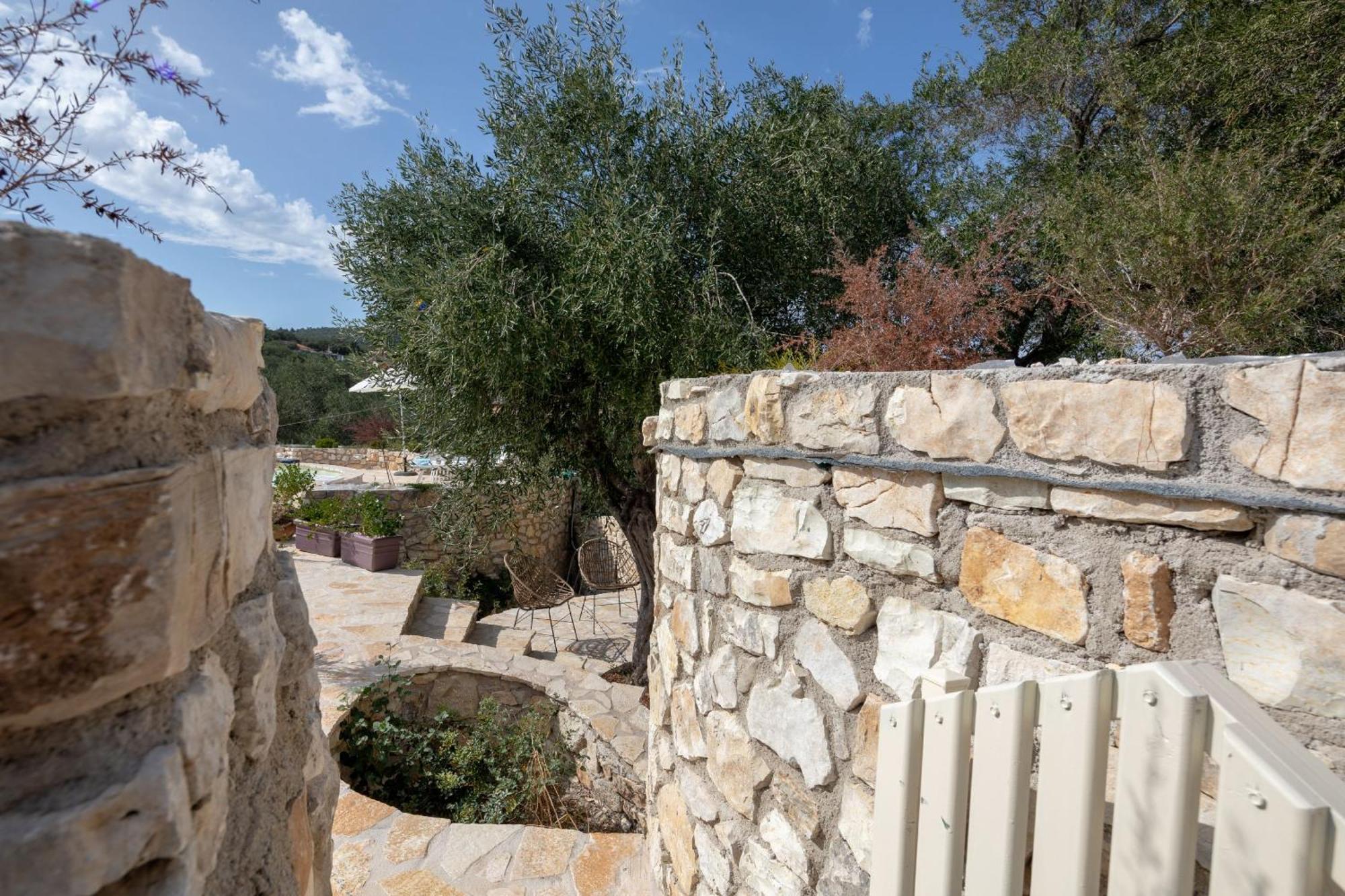 Bibi - Danilia * Gaios